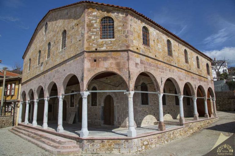 Taksiyarhis Anit Muzesi Taksiyarhis Anit Muzesi