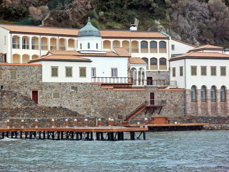 Ayisigi_Manastiri Ayisigi_Manastiri